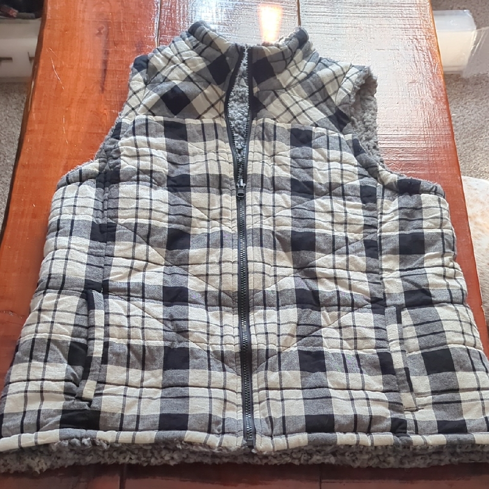 Maurices Vest Size Extra Large